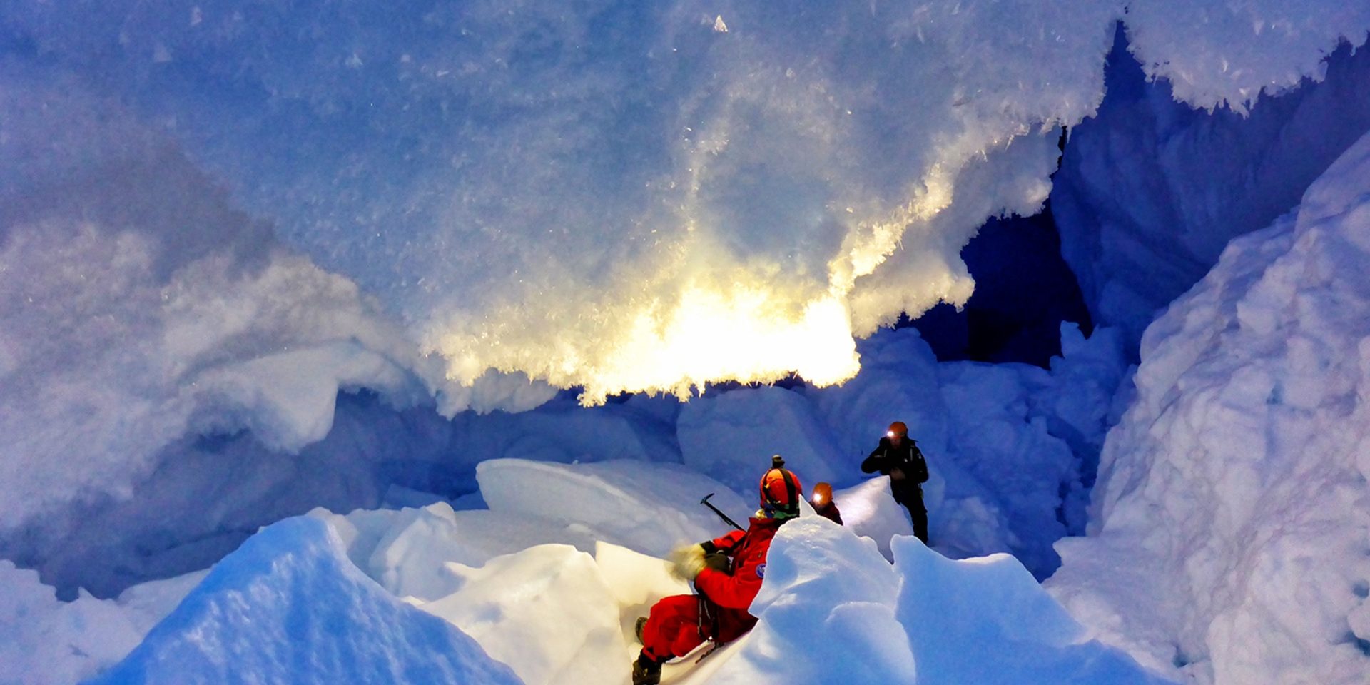 Tra fuoco e ghiaccio: viaggio dentro i vulcani del continente antartico