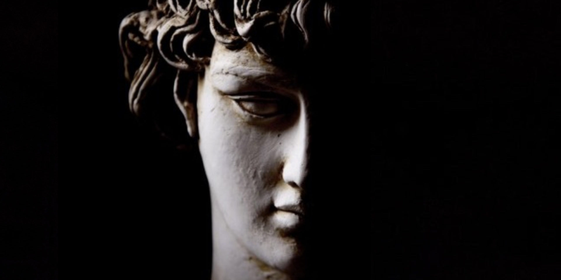 Radio(mito)dramma da “Memorie di Antinoo”