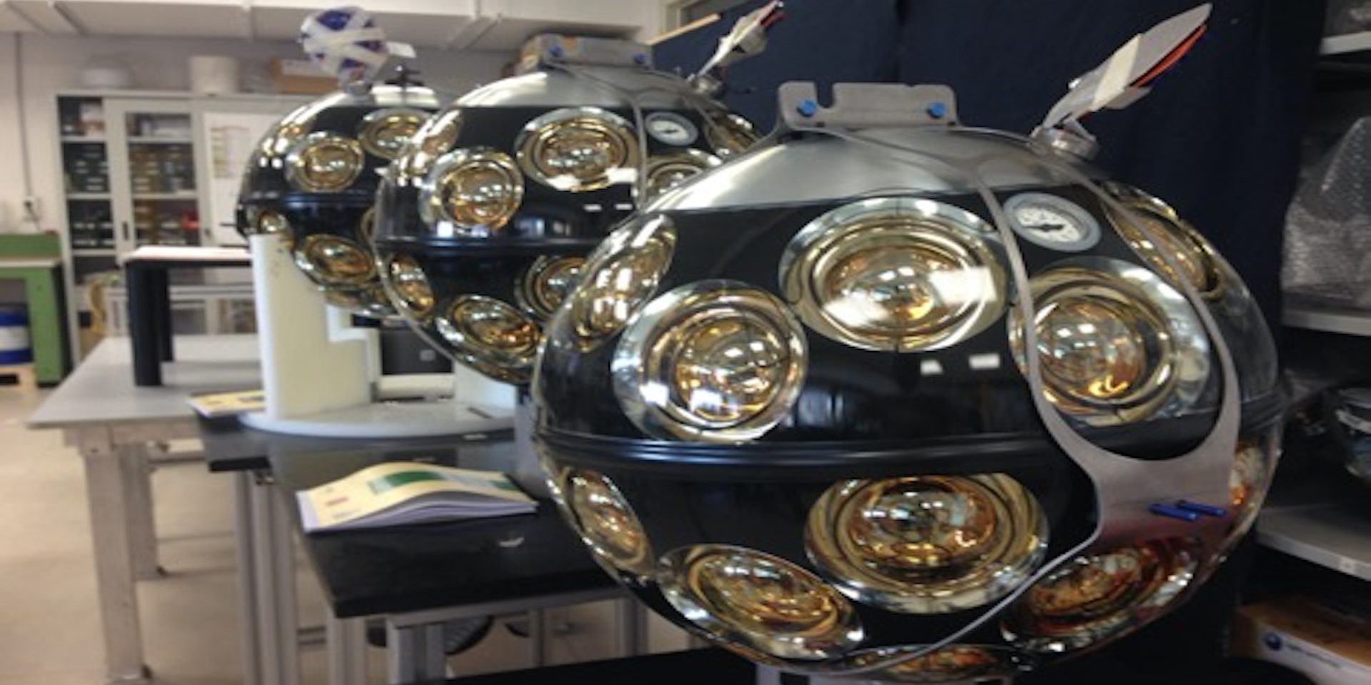 Progetto KM3NeT : il cosmo negli abissi