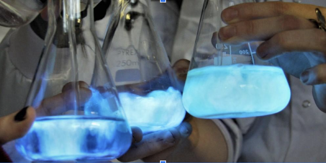 La materia e le sue trasformazioni: CHIMICAmole insieme!